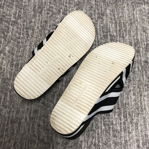 TOMMY HILFIGER Slides - Picture 5 of 7